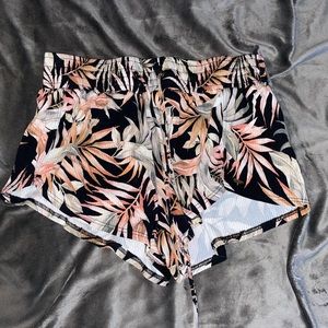 Billabong shorts